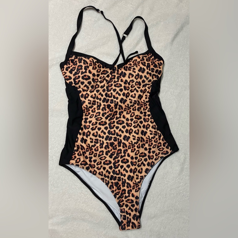 New Womens Tummy Control One Piece Swimsuit Crisscross Back Size - Large